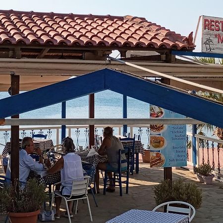 Svetlana&Michalis Oasis Hotel Agia Marina  Exteriör bild