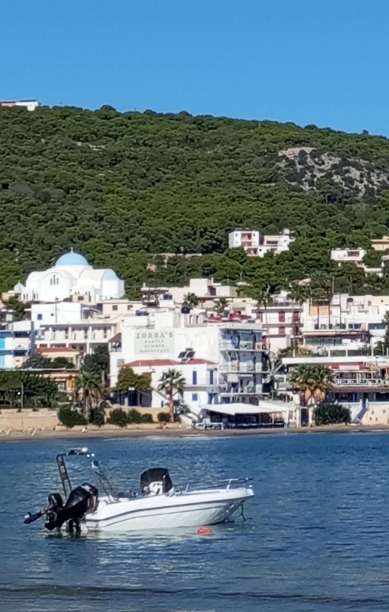 Svetlana&Michalis Oasis Hotel Agia Marina  Exteriör bild
