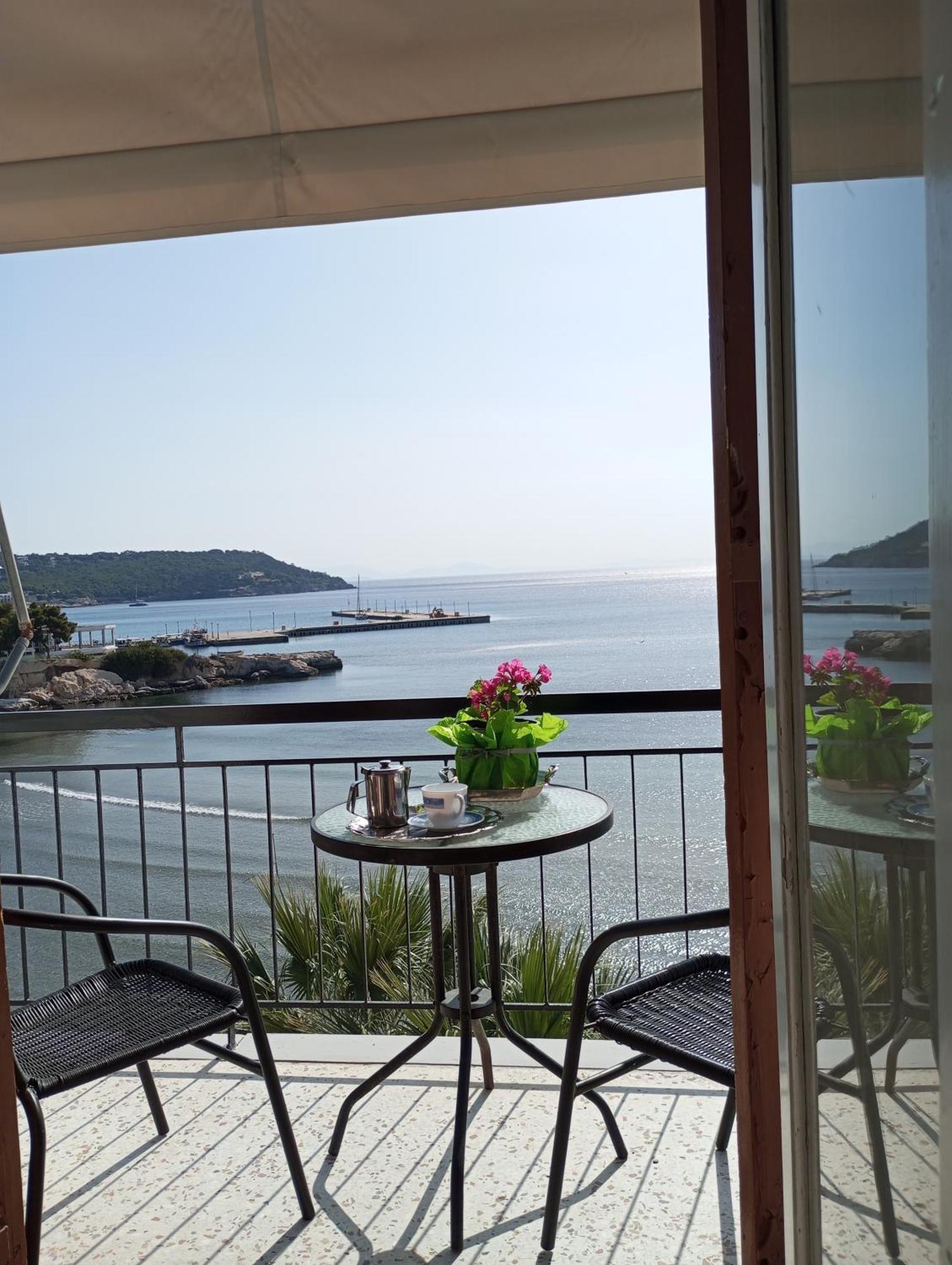 Svetlana&Michalis Oasis Hotel Agia Marina  Exteriör bild