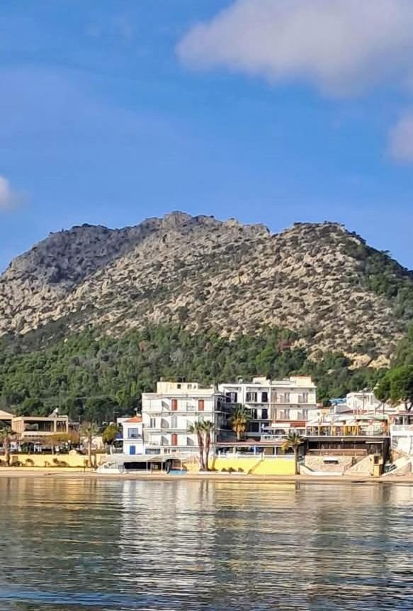 Svetlana&Michalis Oasis Hotel Agia Marina  Exteriör bild