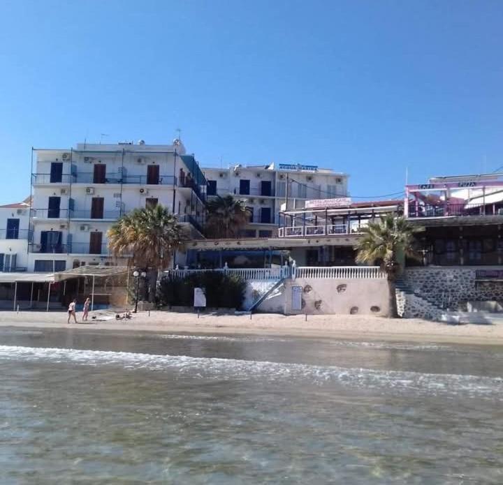 Svetlana&Michalis Oasis Hotel Agia Marina  Exteriör bild