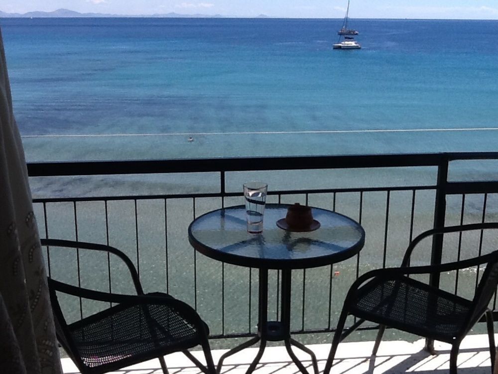 Svetlana&Michalis Oasis Hotel Agia Marina  Exteriör bild